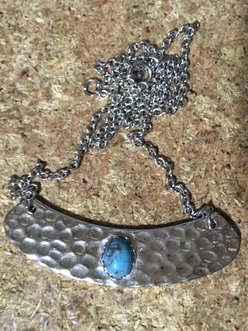 COVENTRY NECKLACE TURQUOISE STONE SILVER TONE CHAIN